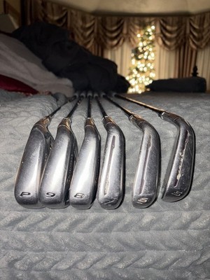 Taylor made M2 5-9 Irons And Pitching Wedge