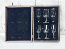 VINTAGE SET OF 6 REMY MARTIN COGNAC 4 oz GLASSES IN WOODEN BOX