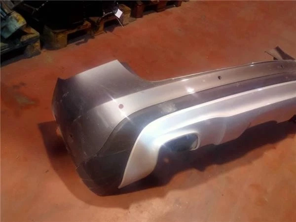 Paragolpes Trasero Mercedes-Benz clase gla bm 156 2014 - Imagen 2 de 4