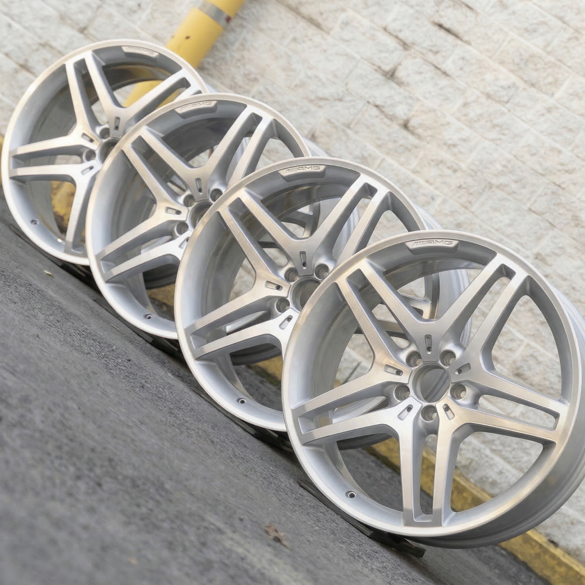 Mercedes ML350 ML550 GLE43 AMG 21