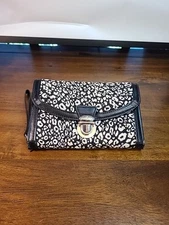 Vera Bradley Wristlet Wallet Black And White Pattern 