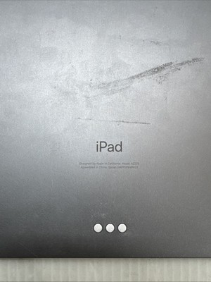 Apple iPad Pro 12.9-inch 4th Gen MXAT2LL/A A2229 128GB Wi-Fi Space