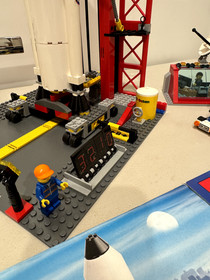 Lego City Space Center 3368 Used, Incomplete (Missing One Manual)