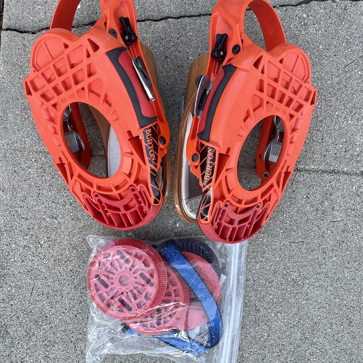 Burton SI-X Step In Bindings Snowboard Size Small + Discs