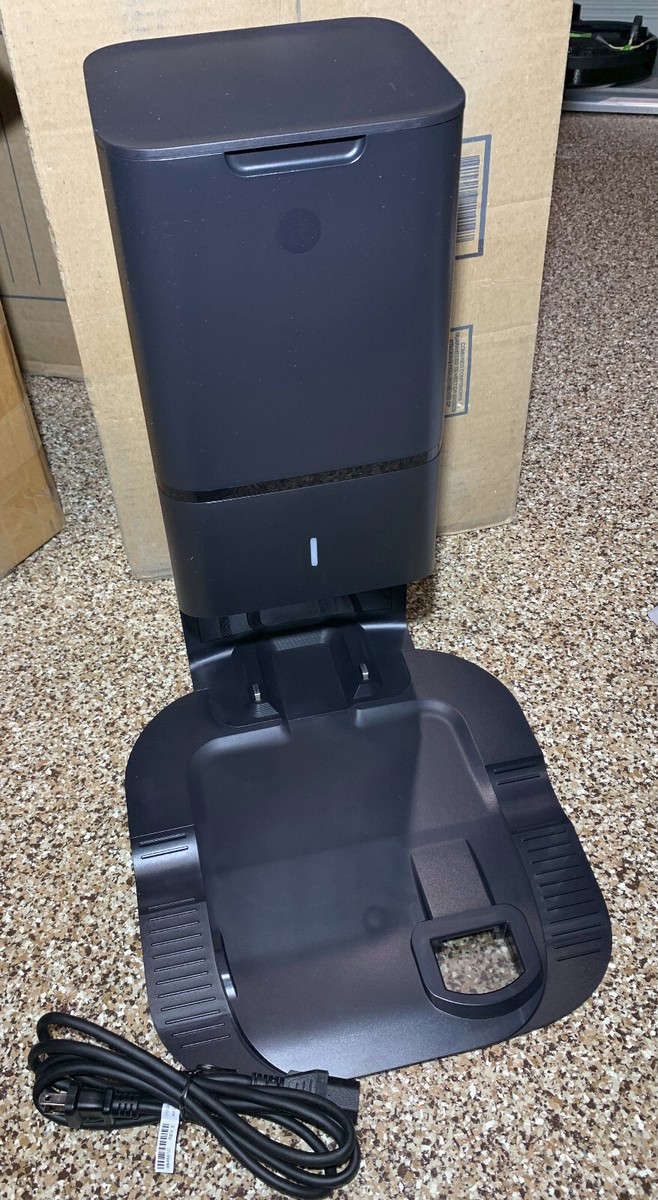 iRobot i7 と Roomba クリーンベース ADE-N1 iRobot i7 と Roomba クリーンベース ADE-N1 Clean Base® Automatic