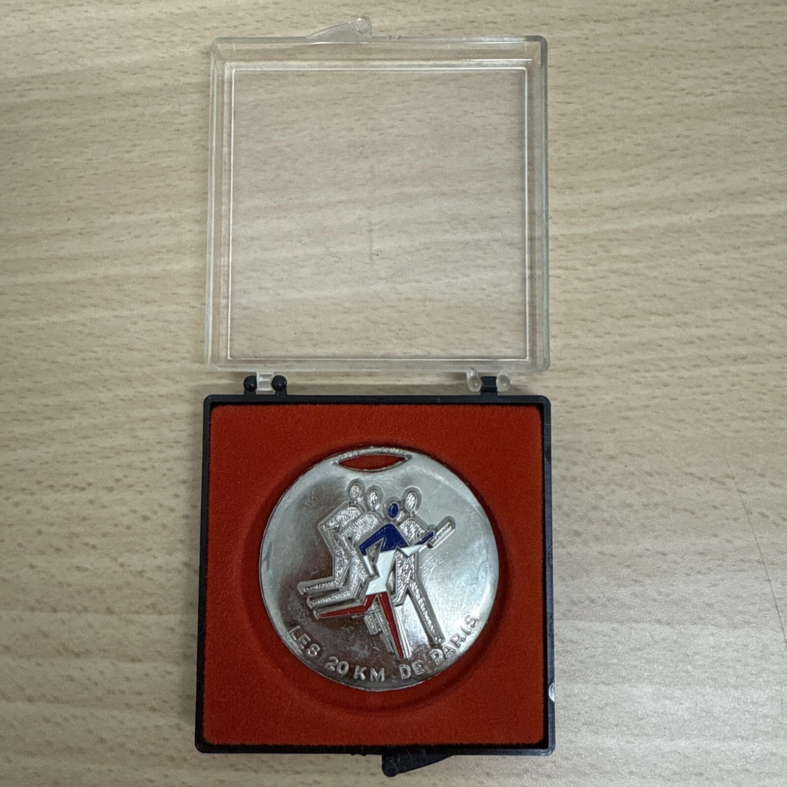 Médaille Les 20 Km De Paris 13 Octobre 1985