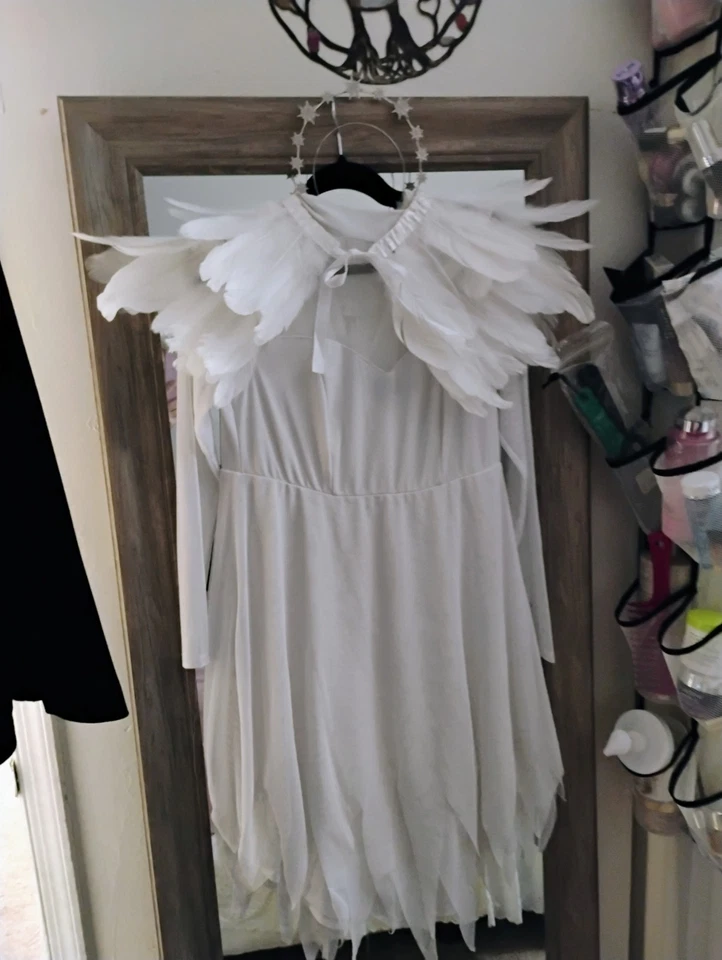 Vestido Personalizado Pluma de Ángel Epoulette Y Halo Torrido 00 Disfraz Halloween Blanco Foto 3 de 4