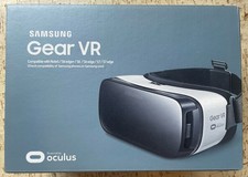 Samsung Gear VR SM-R322 Powered by Oculus   N...