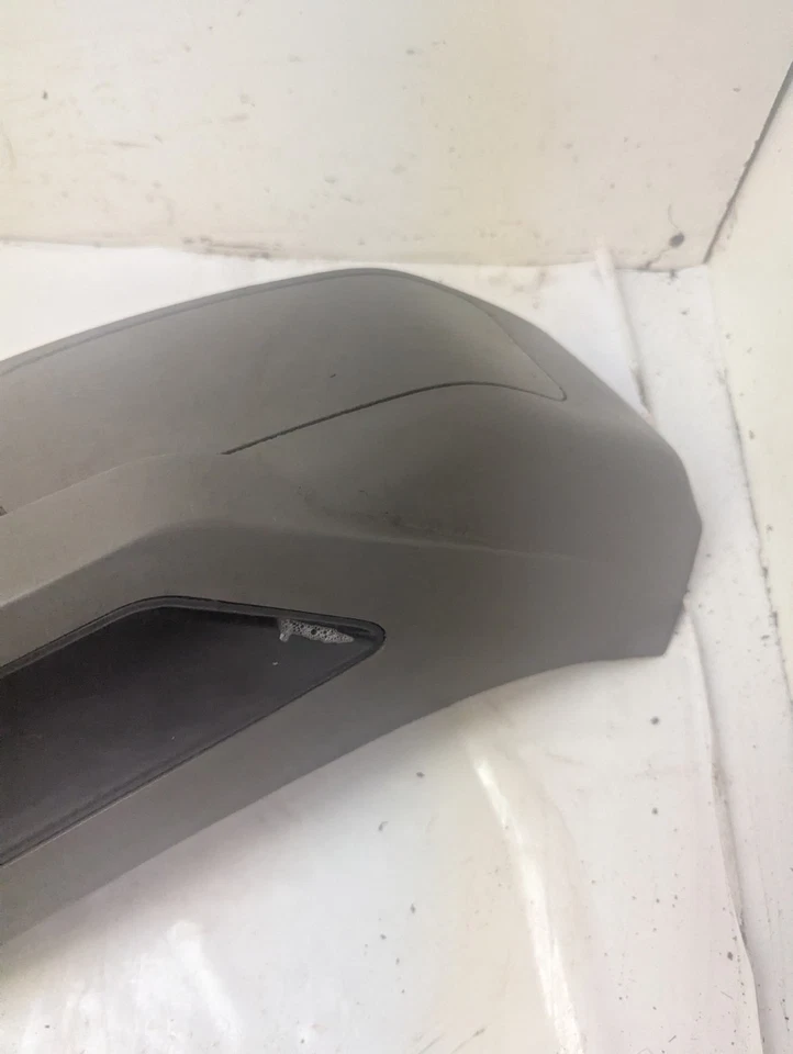 Consola derecha usada para Husqvarna YTH24K48 se adapta a muchos guardabarros portavasos Husqvarna Foto 4 de 4