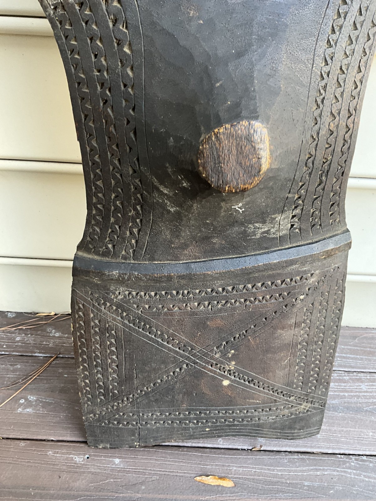 IFUGAO /  IGOROT SHIELD