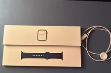 Apple Watch Series 7 41mm Starlight Aluminum GPS With Sport Band