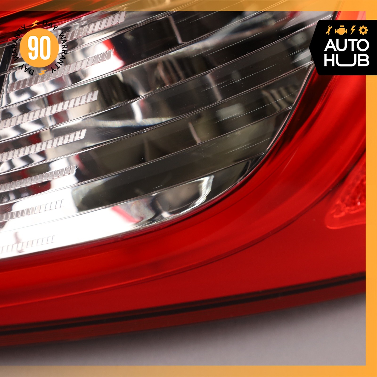 Maserati Ghibli M157 Rear Right Outer Taillight Tail Light Lamp 670008481 OEM