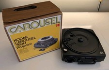Good Kodak Carousel 750H Slide Projector Powers on - for parts or restoration
