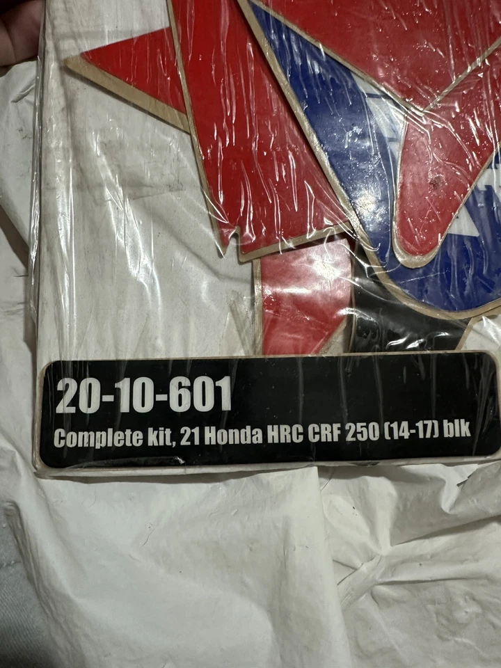 Kit gráfico completo Dcor HRC preto para Honda CRF250R 4 tempos 2014-2017 C0 - Imagem 3 de 4