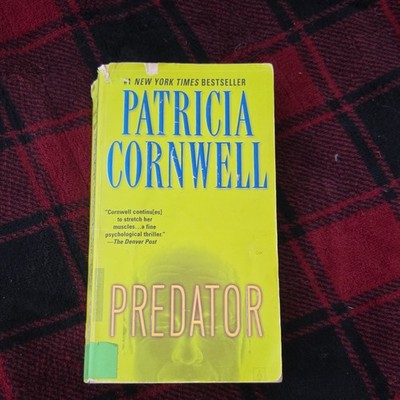 Patricia Cornwell Predator Thriller Paperback Kay Scarpetta Ser. NYT Bestseller