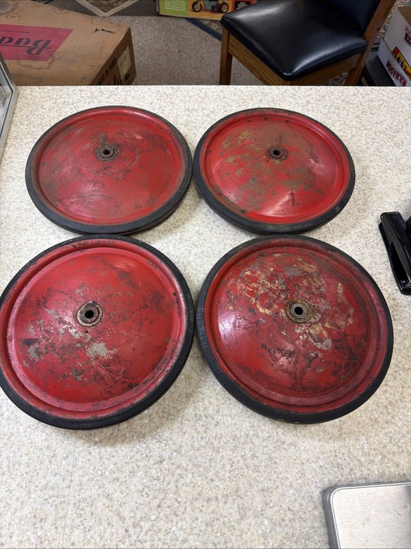Vintage Original Set Of 4 Official Soap Box Derby Wheels And Tires - Nice Rubber