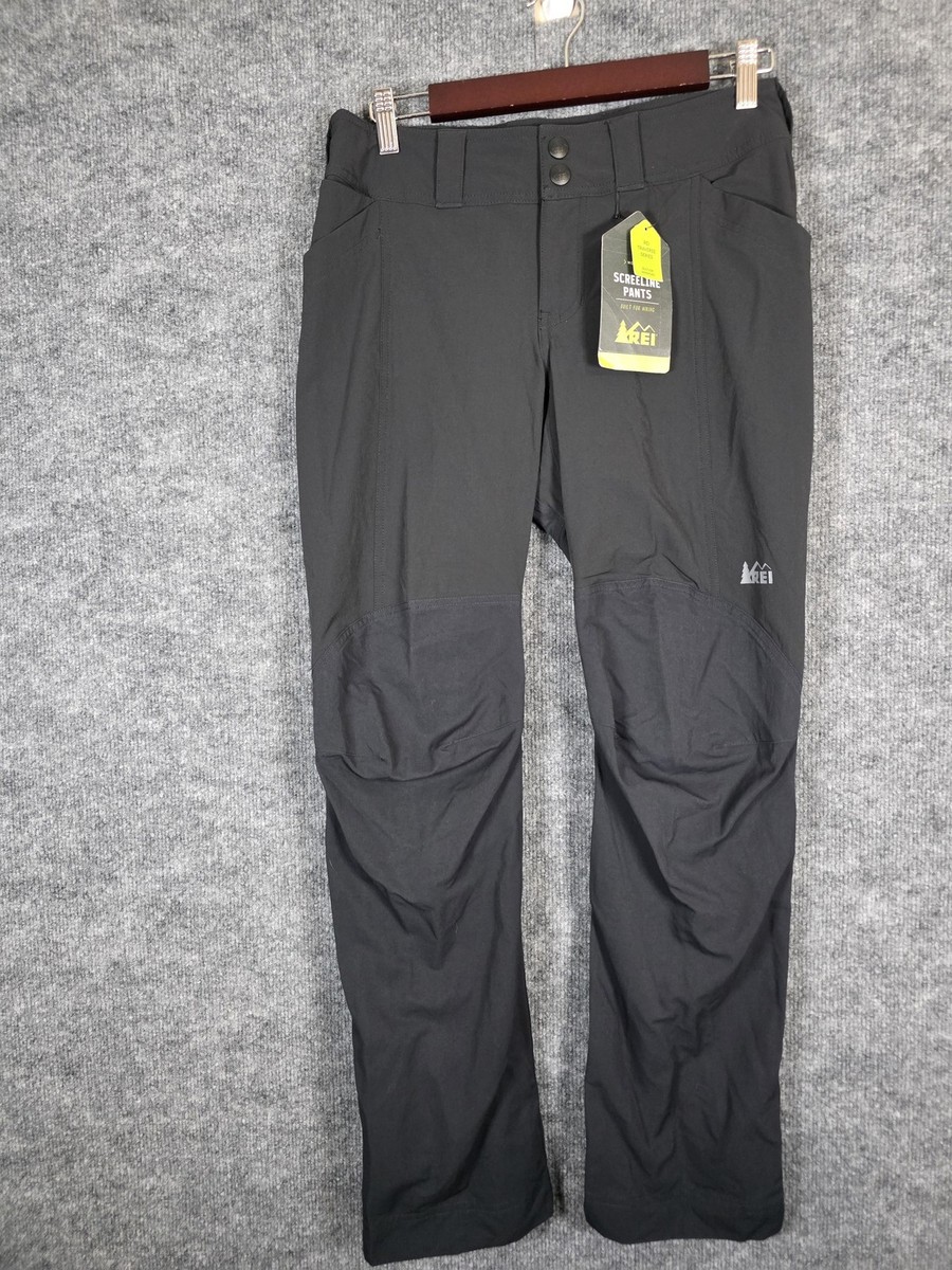 Les meilleurs pantalons de voyage pour femme : confort et style garantis