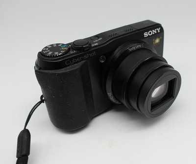 Sony Cyber-shot DSC-HX20V / 18.2 MP Digitalkamera Schwarz / Stark Gebraucht