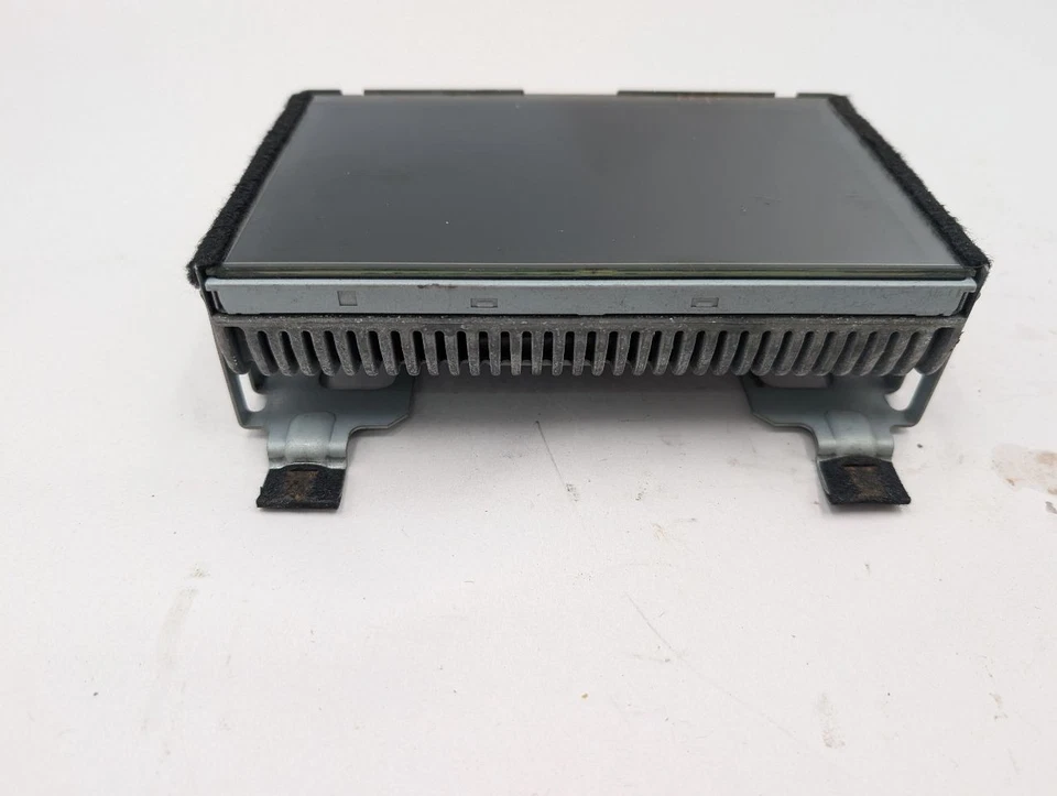 Used Infotainment Display fits: 2012 Infiniti G37 display screen dash w/navigati Foto 4 de 4