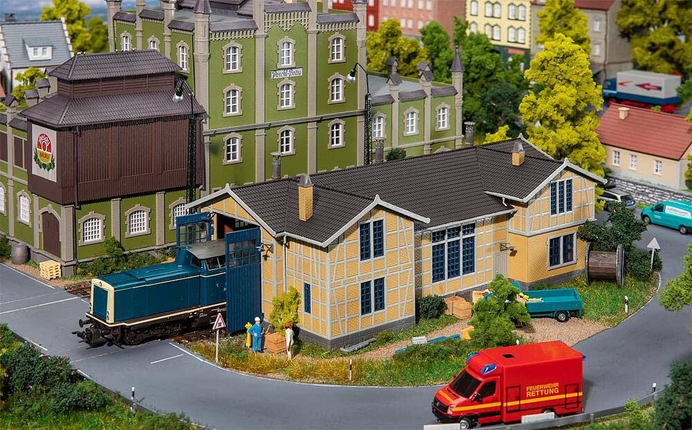 Faller 120287 Lokschuppen, 1-st&auml;ndig, wei&szlig;