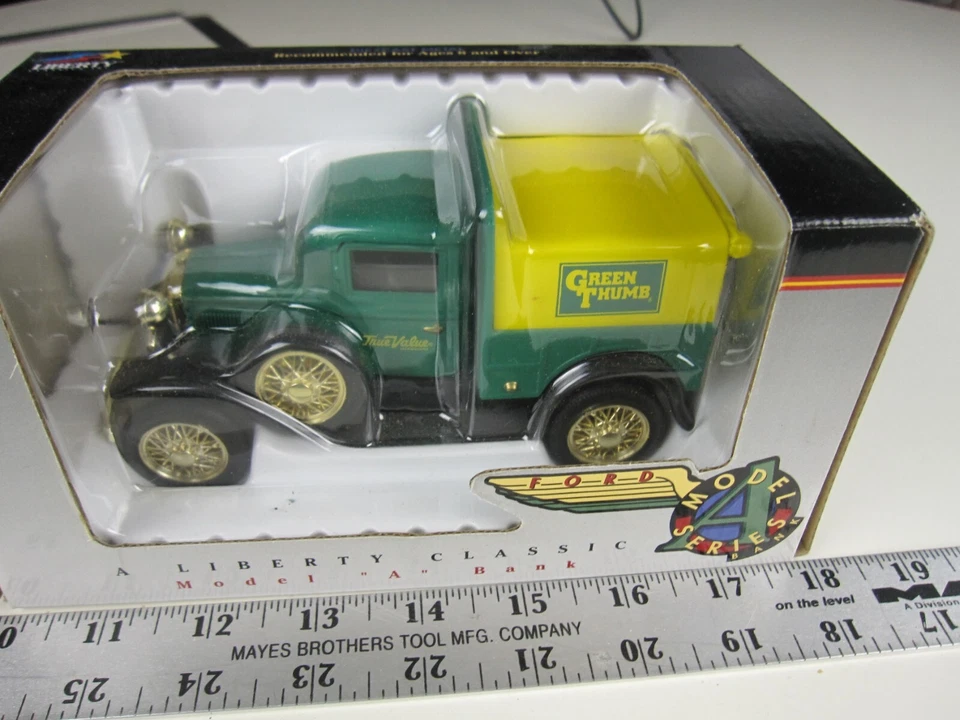 Banco de vehículos Liberty Classics Ford Modelo A VALOR VERDADERO pulgar verde #2 sin usar, en caja bis Foto 2 de 4