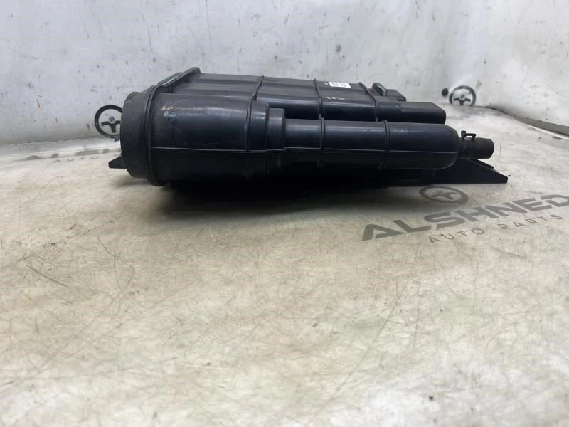 Evaporador de vapor de combustible Hyundai Sonata 2015-2019 bote de emisiones 31420-C2500 OEM Foto 3 de 4