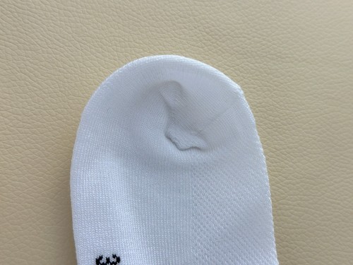 Venta al por mayor, paquete de 6, nuevos calcetines acanalados de corte bajo para niños niñas o niños, 8-11 años, blancos - Imagen 7 de 9
