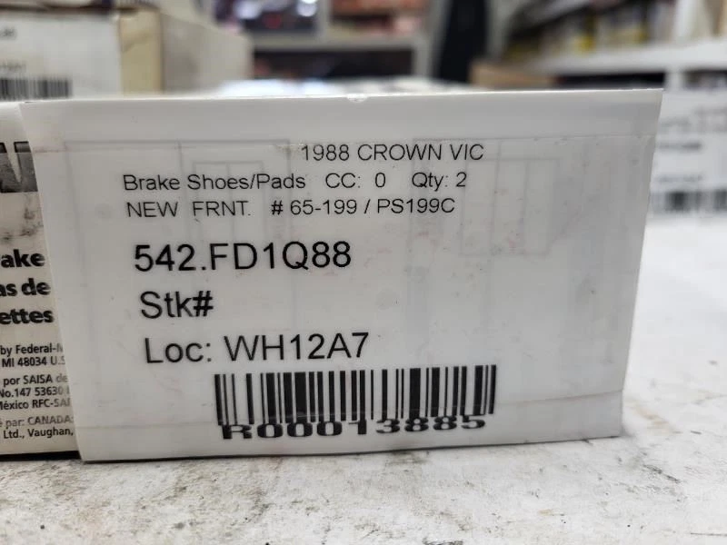 Conjunto de pastilhas de freio dianteiras semi-metálicas para 1991-1994 Lincoln Town carro pistão de aço - Imagem 2 de 2