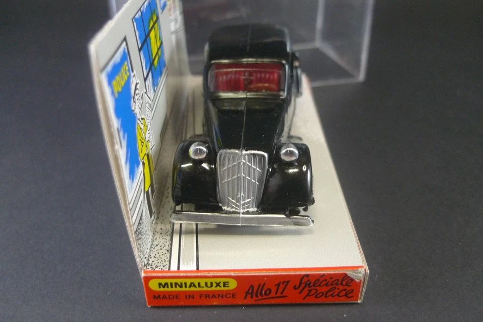MINIALUXE FRANCE. CITROEN TRACTION "SPECIALE POLICE".   + Boite. - Photo 3/4