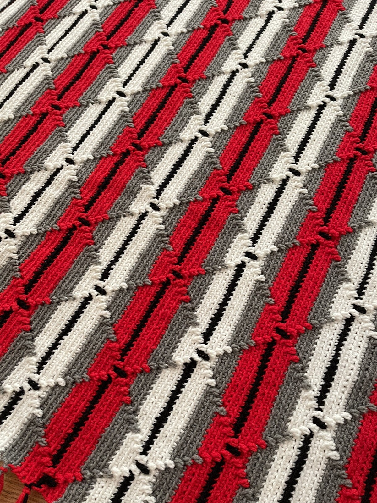 Handmade Afghan Crochet Blanket Red Black White Grey 66x49 eBay