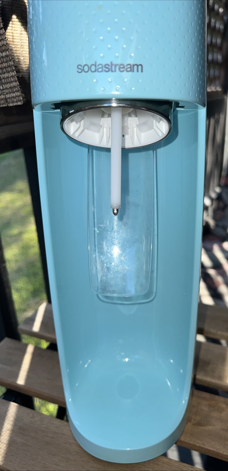SodaStream Fizzi SPT-001 Icy Blue Machine With CO2 Cartridge