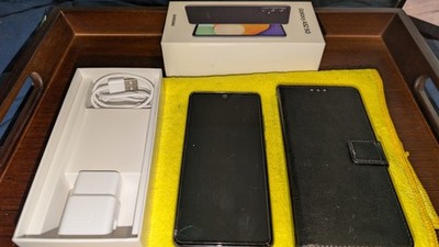 Samsung A52 5G 128GB A526U1 CDMA/GSM Unlocked Awesome Black + ACCESSORIES (READ)