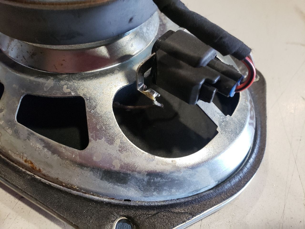 2006 Bentley Cont Flying Spur Sedan - Right Rear Door Speaker - OEM 3WO035411