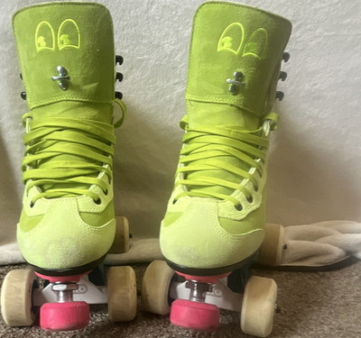 Cuffed pro rib skate BOOTS ONLY size 7