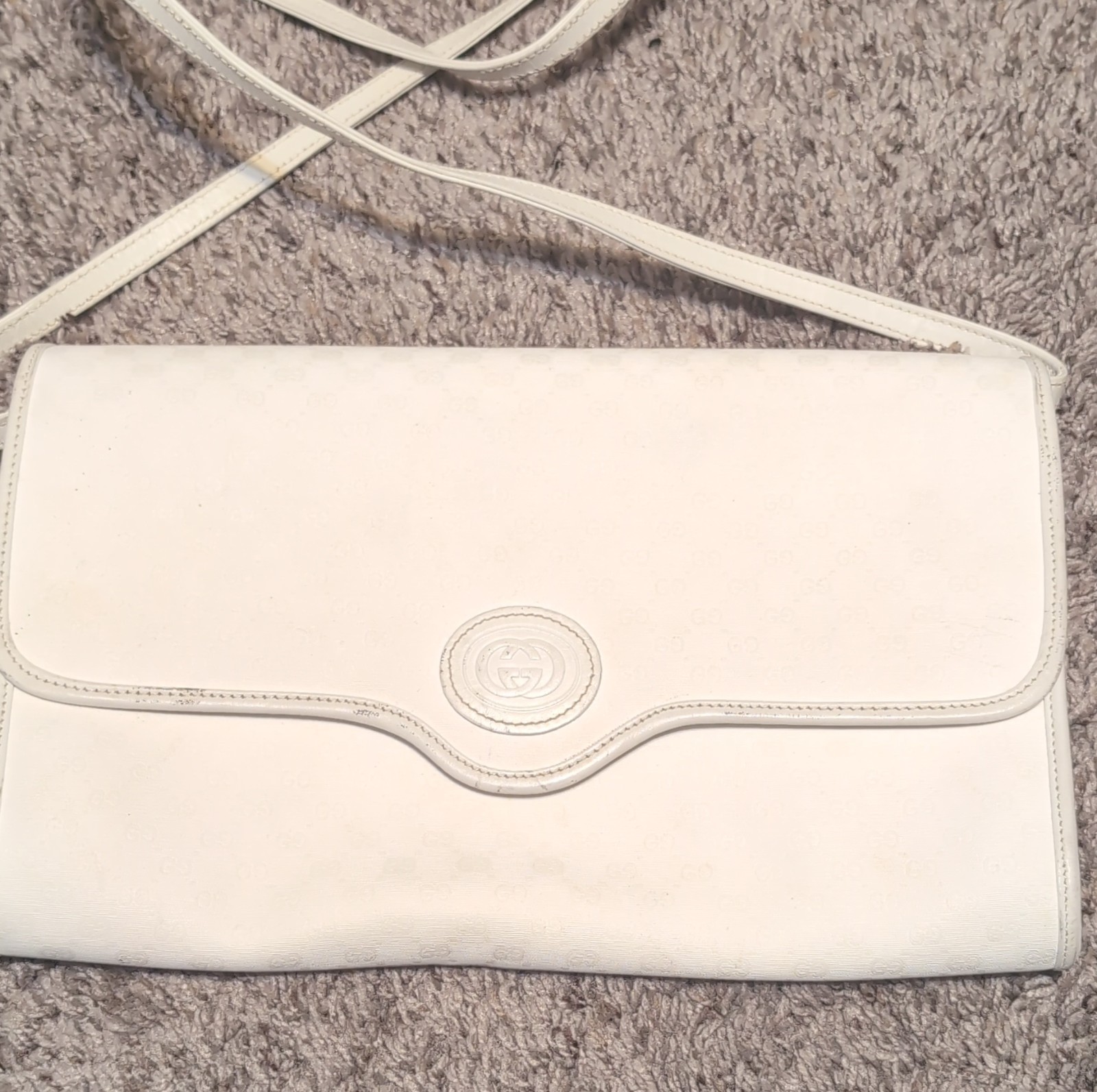 Gucci Embossed Leather Shoulder Bag White Gold Hardware Logo Accent Classic