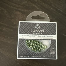 Swarovski Elements Flat Back Crystal Rhinestones 5mm Hotfix - green peridot