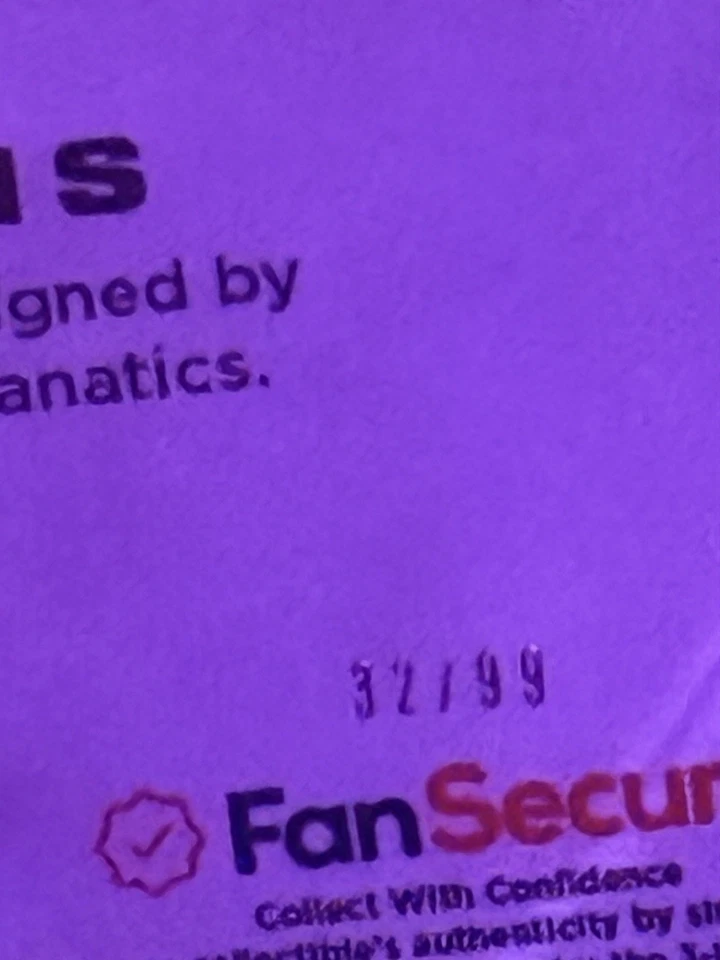 Matthew Stafford 2024 verde automático primera edición/99 Emanate Los Angeles Rams Panini Foto 3 de 4
