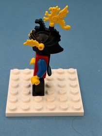 LEGO Castle Dragon Knights Minifig cas18a - Knight 2 - Scratches/No Cracks