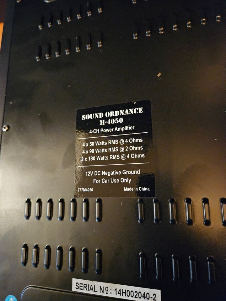Sound Ordnance M4050. 4 Channel Car Amp. 50 Watts RMS