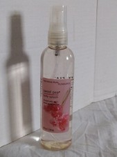 Bath Body Works Pleasures Sweet Pea Body Splash Spray 4 Oz NEW