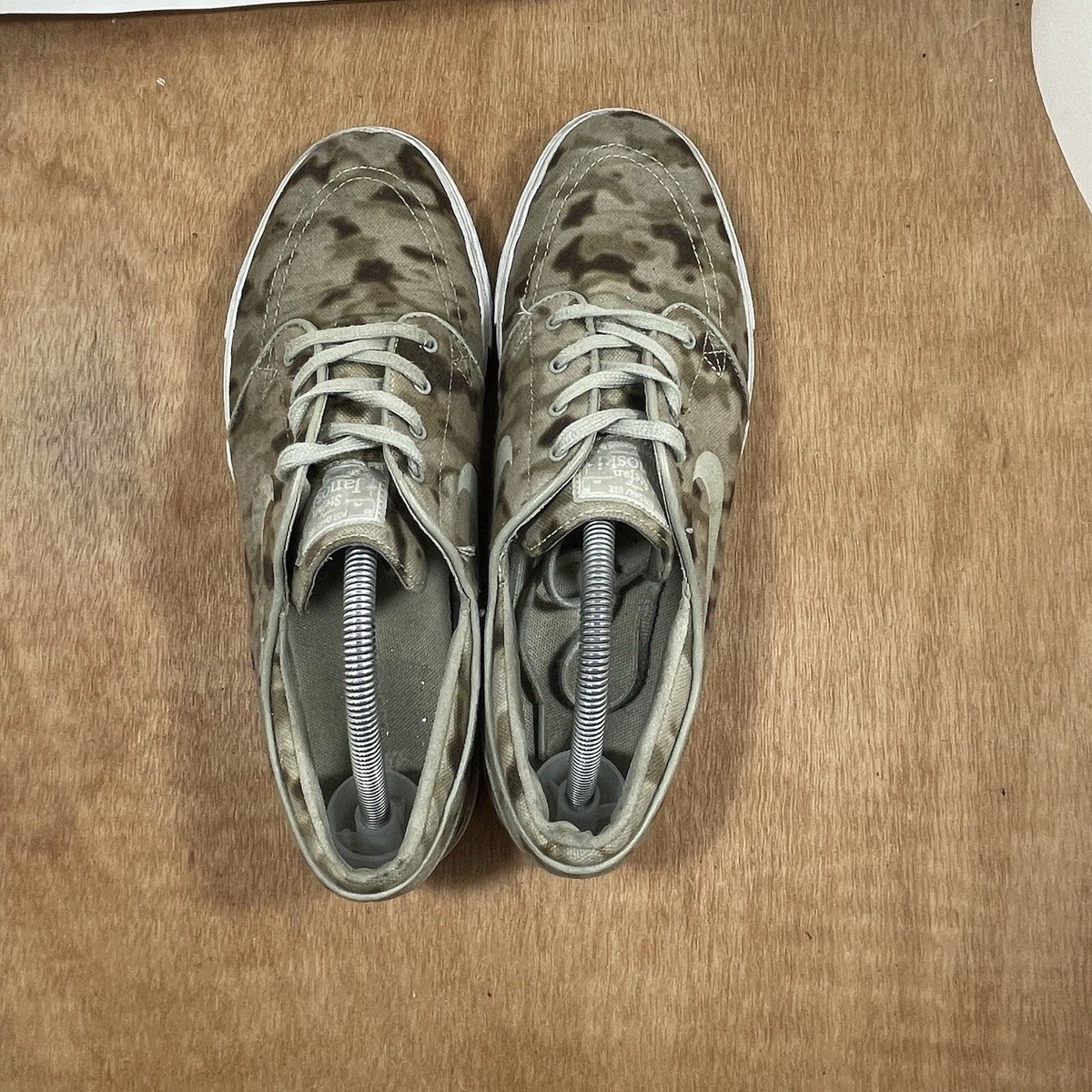 Nike SB Zoom Stefan Janoski Men Size 10 Desert Camo Green  display picture 2