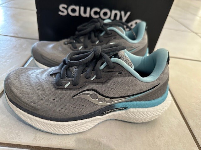 Saucony Womens Girls Triumph 19 Running shoes Alloy Powder Grey Blue Sz 5 S10678 image 2