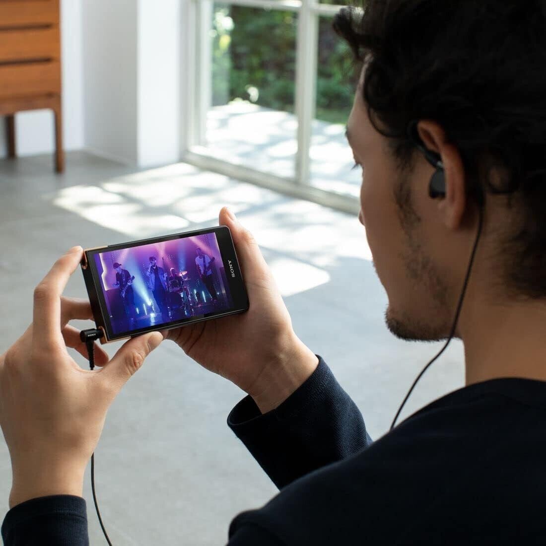 SONY WALKMAN NW-ZX707 64GB ZX Series Hi-Res Audio Player SONY WALKMAN NW-ZX707 64GB ZX Series Hi-Res Audio Player