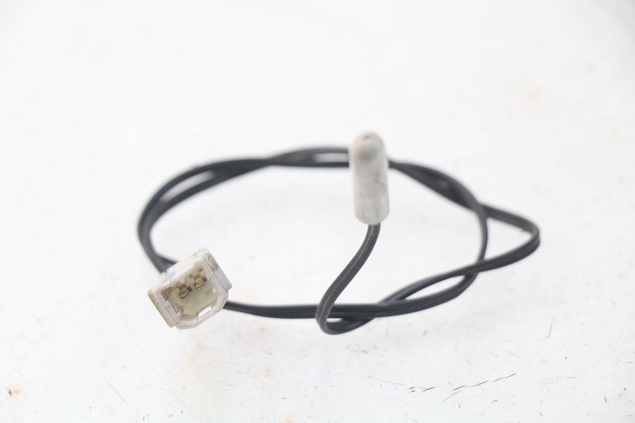 OUTDOOR TEMPERATURE SENSOR - PEUGEOT SATELIS 300 (2012 - 2015)