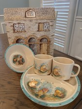 Vintage Winnie The Pooh Divided Plate, Bowl 2 Cups. Excellent Condition.Disney