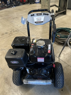 #ad Simpson PS4240 4200 PSI 4GPM Pressure Washer Honda GX390 $1200.00