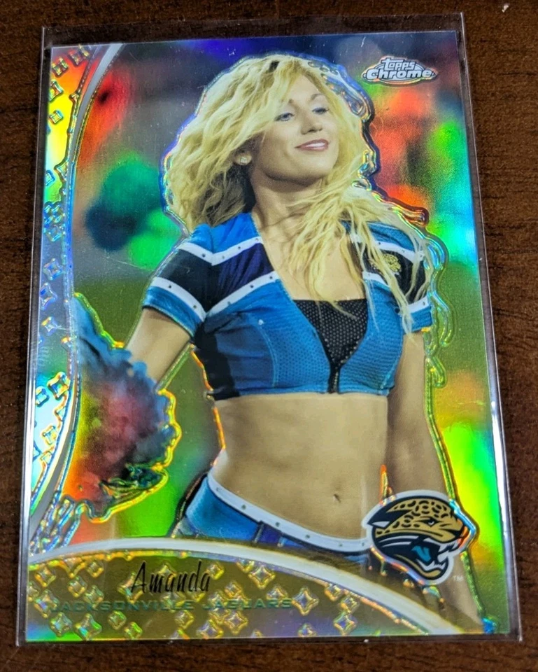 2009 Topps Chrome Cheerleaders Refractor /199 Amanda #TCC8 🔥 Jaguars - Image 3 of 4