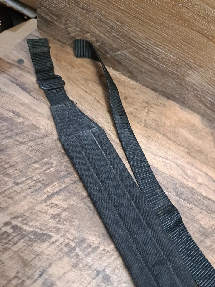 Eslinga para rifle de nailon negra de colección Tío Mikes Foto 2 de 4