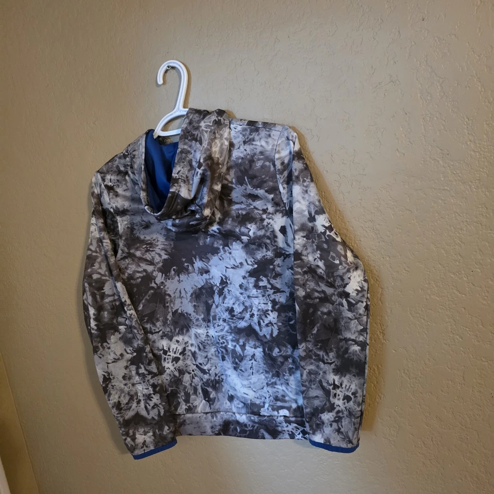 Boys Under Armour Loose Fit Hoodie Camo Gray Blue Accents Size Youth Large - Image 2 of 4