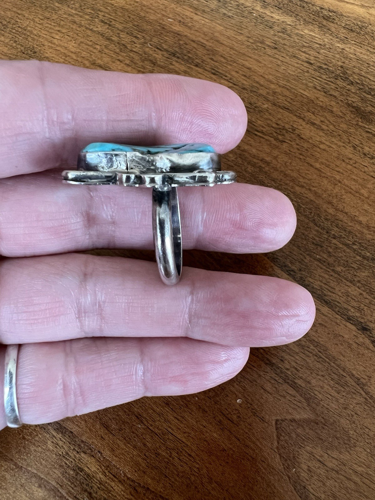 Beautiful Native American ring with turquoise sto… - image 8